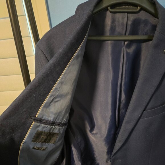 Zara Navy Blue suit 42R - Picture 2 of 3